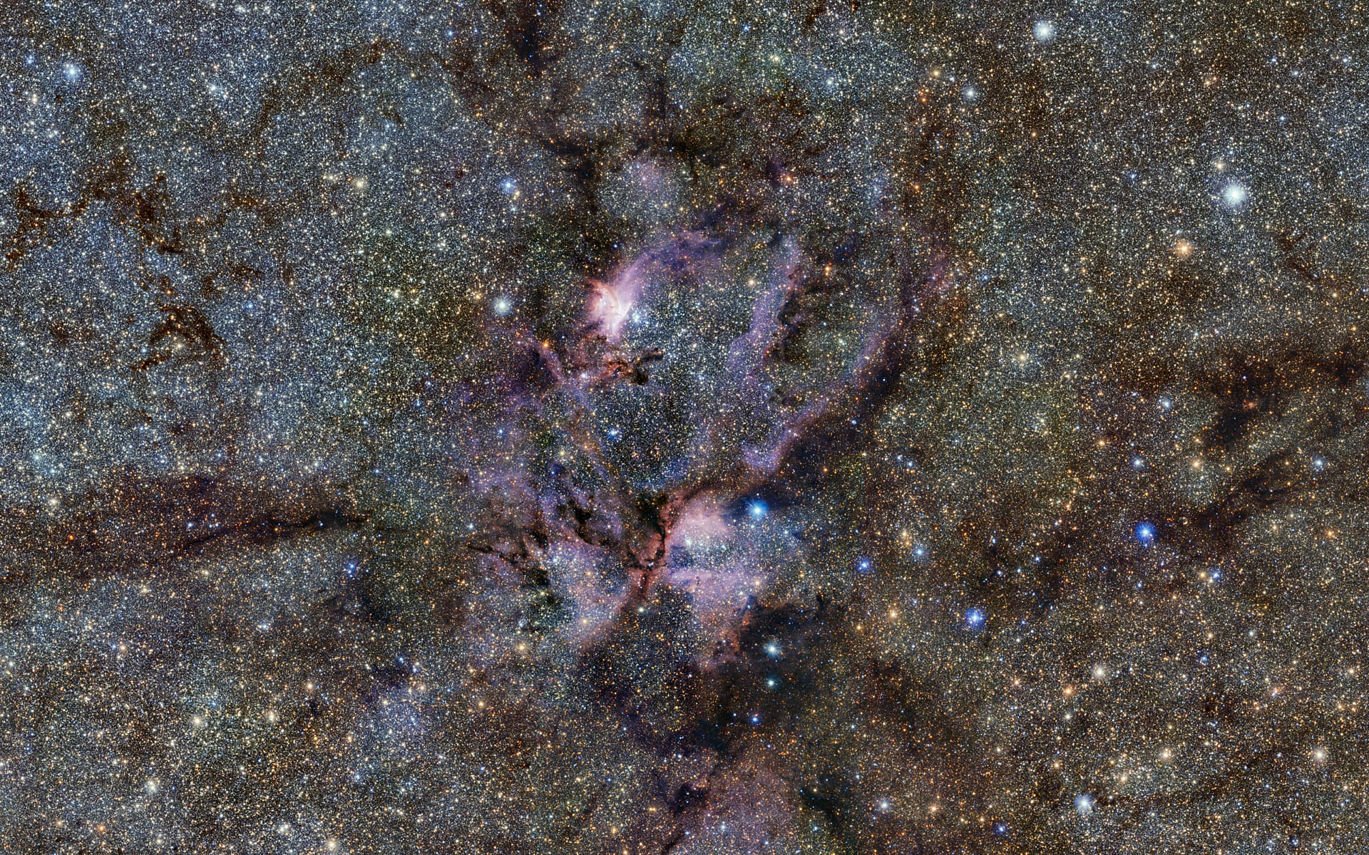 Cận cảnh Tinh vân Tôm hùm từ Hubble