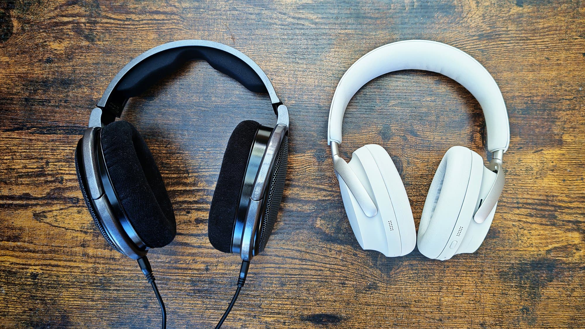 Can you REALLY hear the difference between commercial and audiophile headphones?