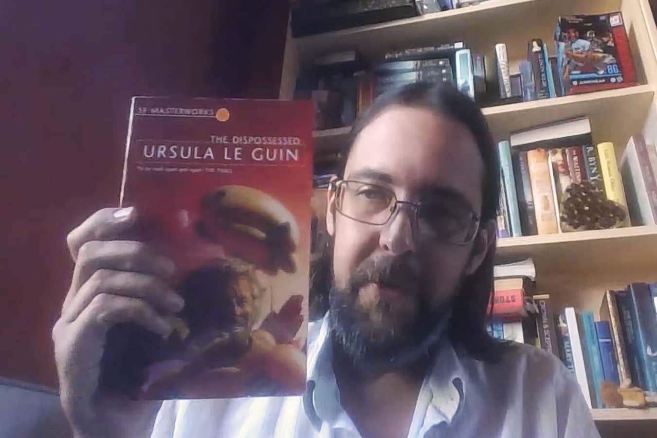 Tại sao The Dispossessed của Ursula K. Le Guin lại phổ biến sau 50 năm