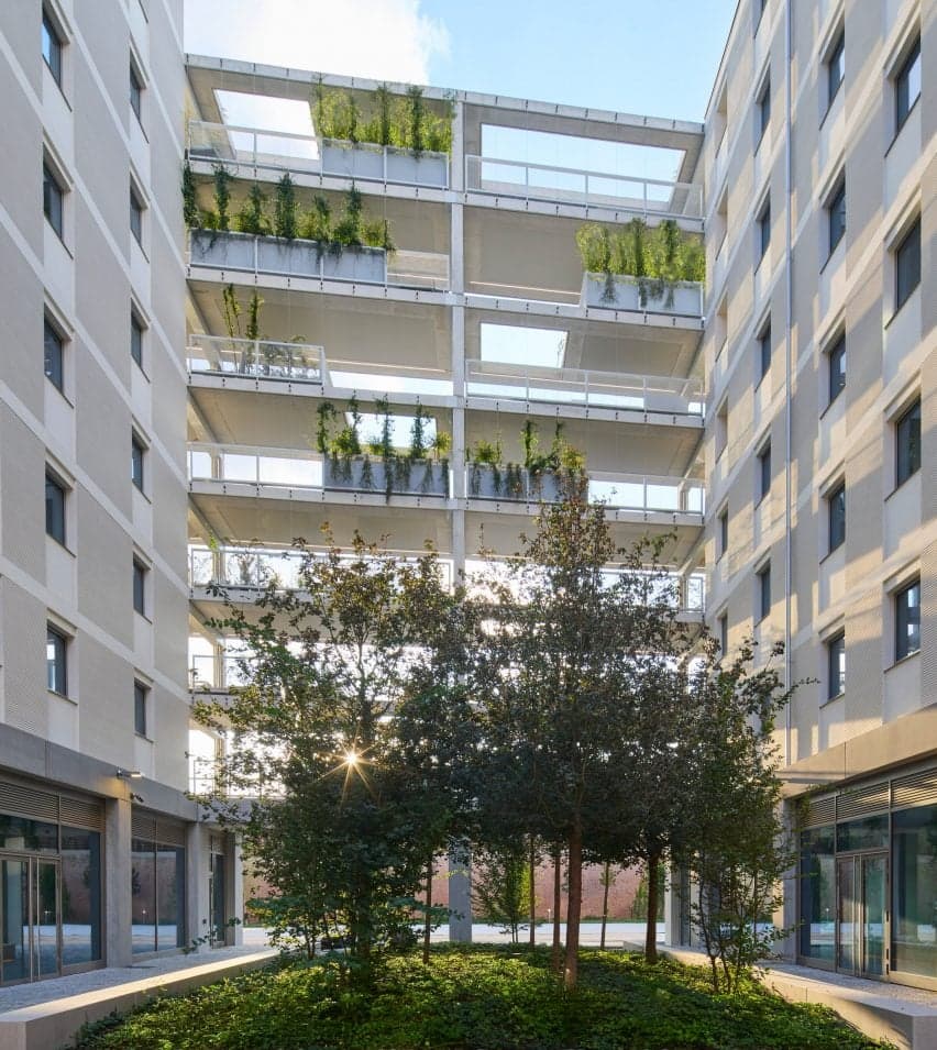 Housing in Milan by SOM