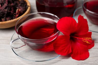Lợi ích uống trà dâm bụt thường xuyên cho tim mạch và tiêu hóa