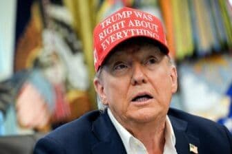 Kế hoạch Medicare của Trump: Kiểm duyệt AI quyết định phê duyệt y tế