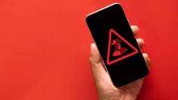 NSA cảnh báo dừng dùng iPhone hoặc Android khi gặp popup độc hại