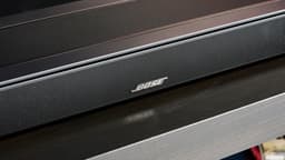 Đánh Giá Bộ Loa Thanh Âm Bose Smart Soundbar 2024 Cho Trải Nghiệm Âm Nhạc