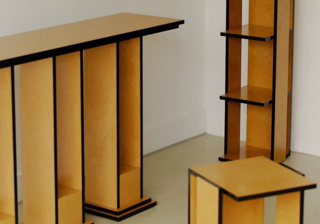 Bộ sưu tập Undressed của Georgina Davies: Tôn vinh nét đẹp tiềm ẩn của MDF