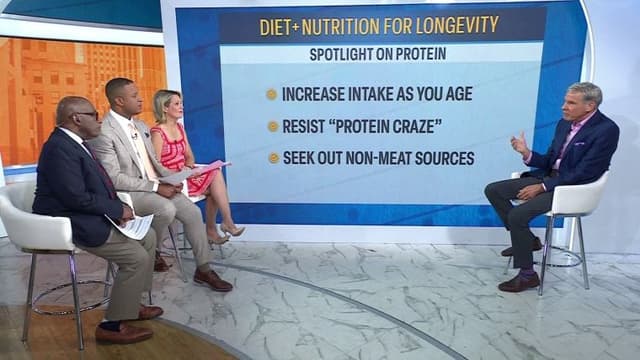 Người 100 tuổi Ruth Lemay chia sẻ bí quyết sống lâu và khỏe mạnh