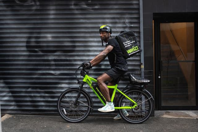 Whizz Co-Founder Says Trump’s Chicago Crackdown on Immigration Enforcement Scares Delivery Workers Off the Streets