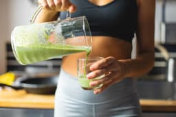 5 Dấu Hiệu Bạn Có Thể Cần Lên Kế Hoạch Thải Độc Cortisol