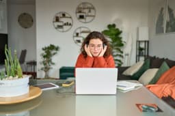 Nhà sáng tạo chia sẻ cách vượt qua hội chứng kẻ mạo danh hiệu quả