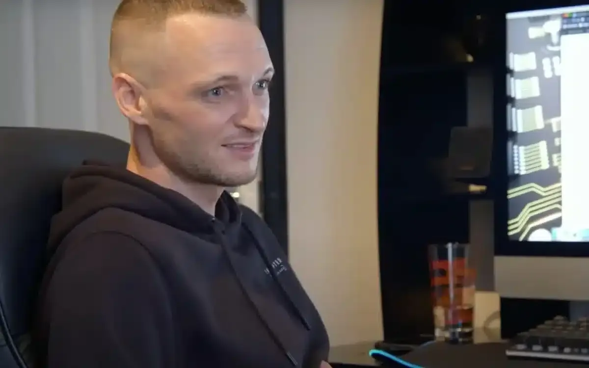 Người đàn ông từ bỏ tìm lại Bitcoin mất trong bãi rác Anh, vẫy chào 1 tỷ USD