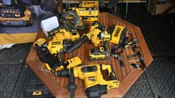 Tám phụ kiện hỗ trợ hiệu quả cho dụng cụ DeWalt chất lượng cao