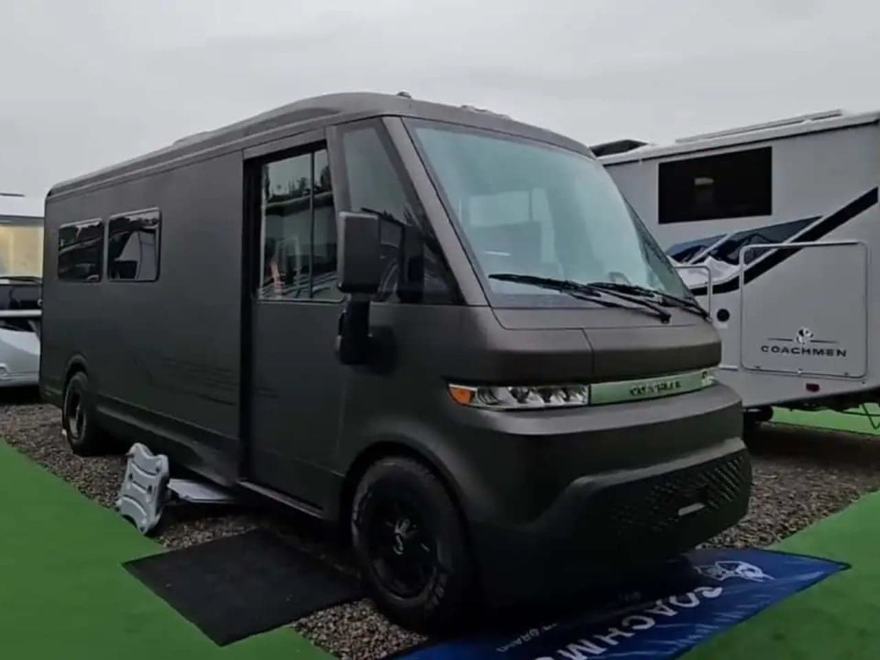 Coachmen RVEX